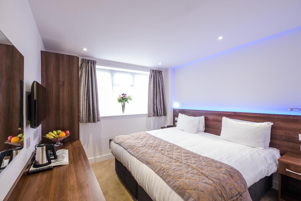 Signature Hotel London Ilford Exterior photo